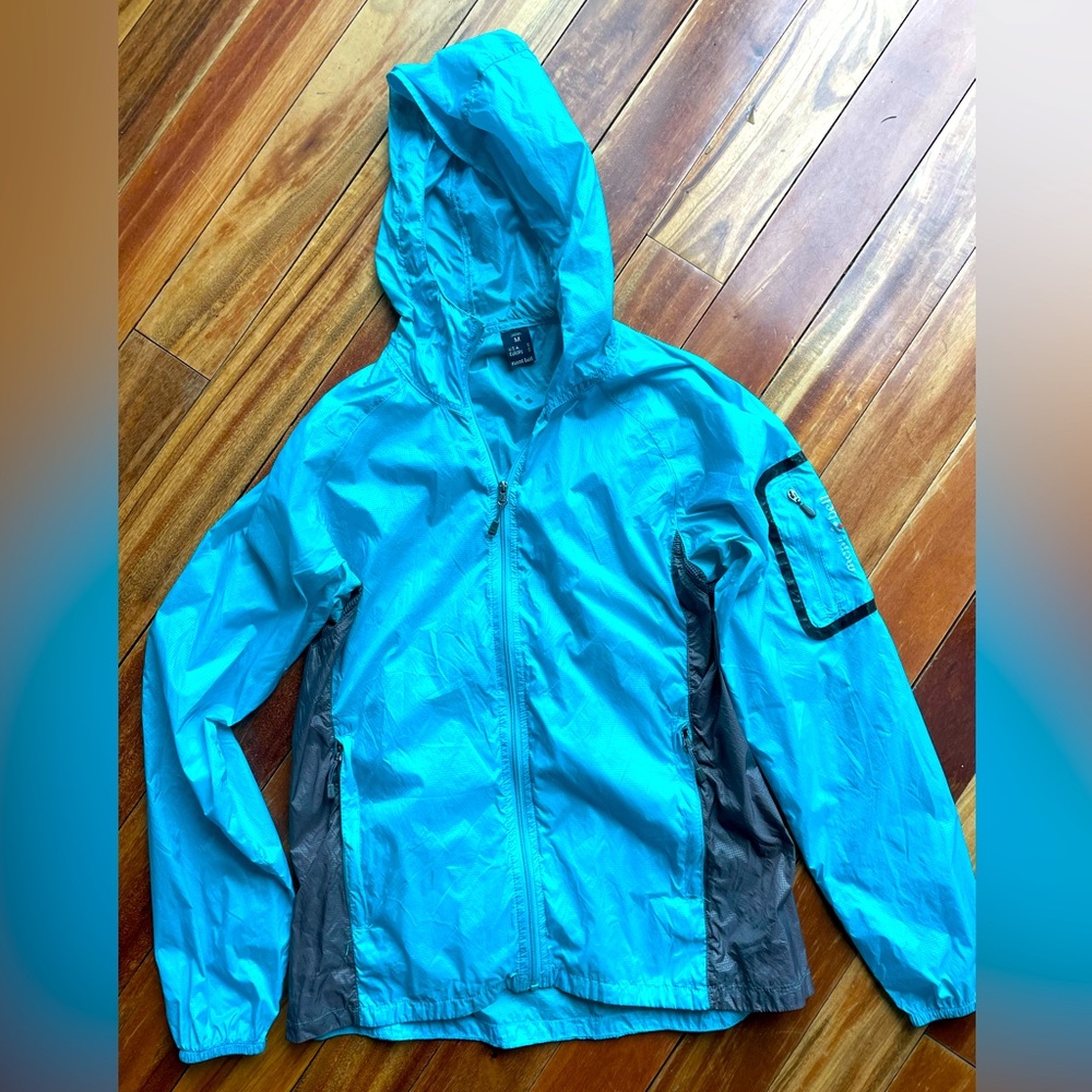 MontBell Ultralight Wind Shell